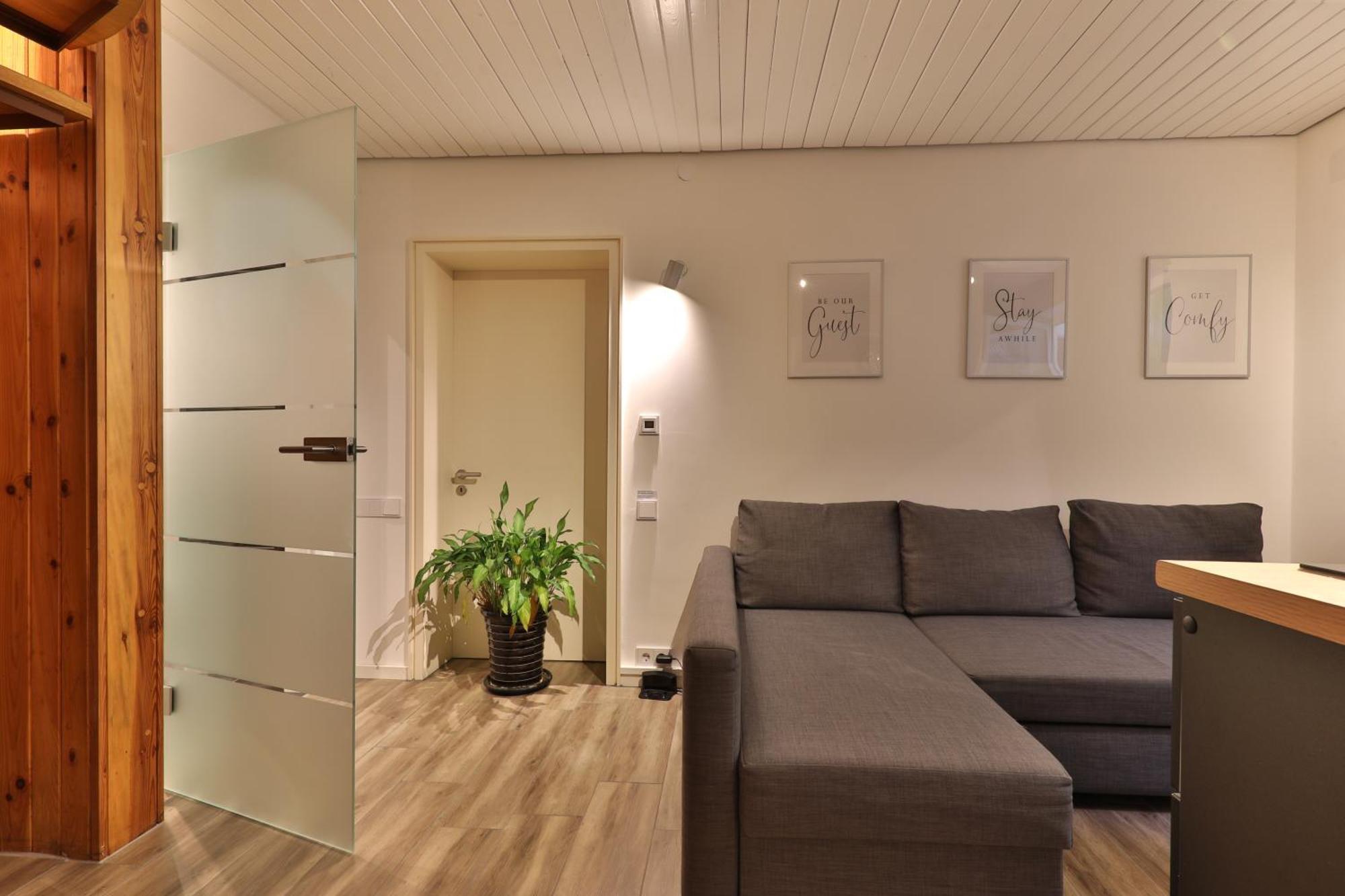 Ferienwohnung Nahe A8 Augsburg Muenchen Ulm Gersthofen Exterior photo